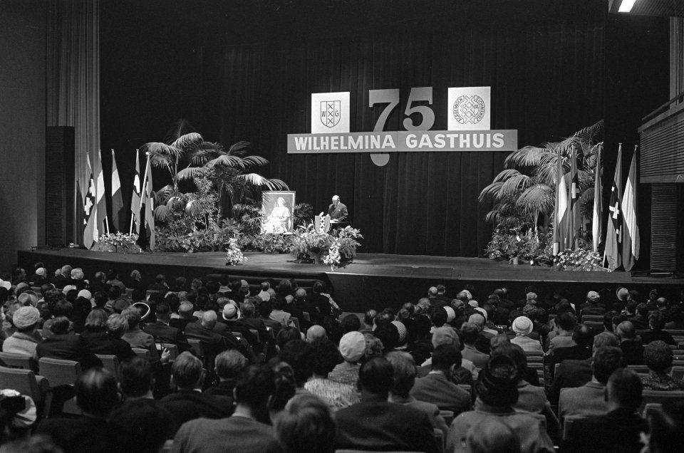 Vijfenzeventig jarig bestaan Wilhelmina Gasthuis overzicht, Bestanddeelnr 919-1953