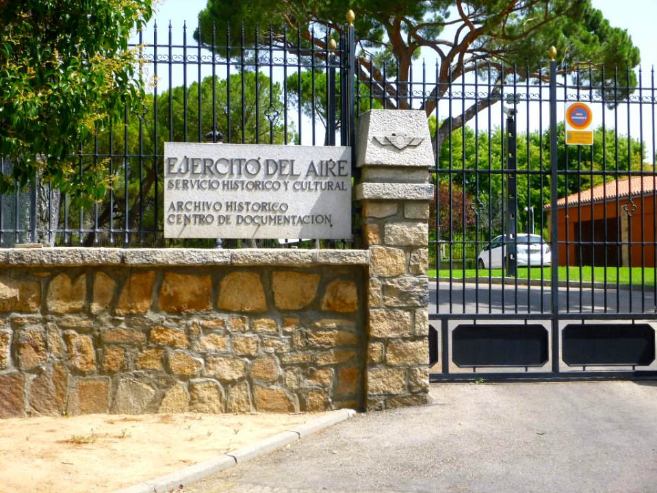 Villaviciosa de Odón - Castillo (Archivo Histórico del Ejército del Aire, AHEA) 2