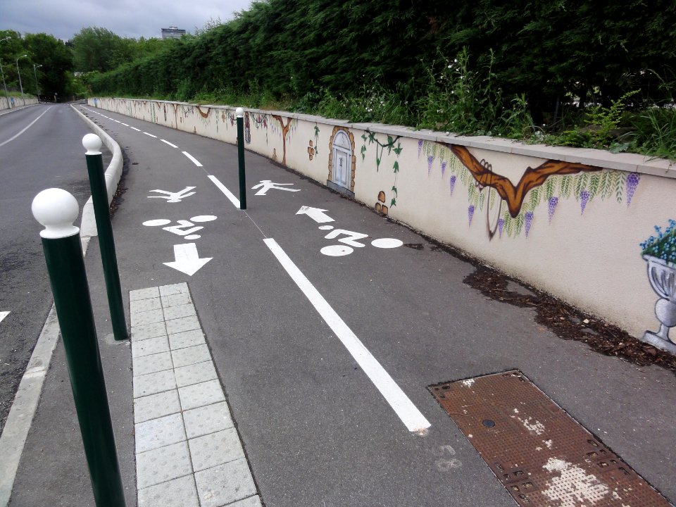 Villejust (Essonne) piste cyclable vers Nozay