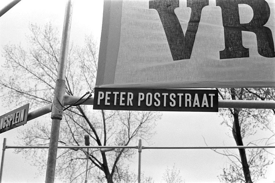 Vijftiende Olympias tour , Peter Poststraat , geplaats bij start en finish, Bestanddeelnr 919-1256