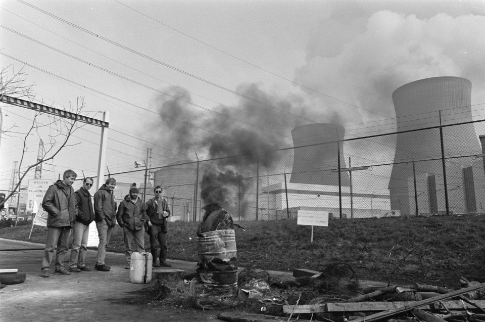 Vijfde week staking bij kerncentrale Doel kerncentrale Doel, Bestanddeelnr 933-9515