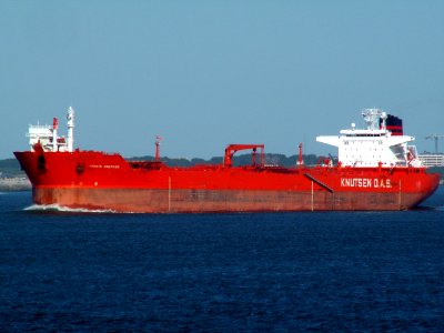 Vigdis Knutsen p2 leaving Port of Rotterdam, Holland 15-Jul-2006