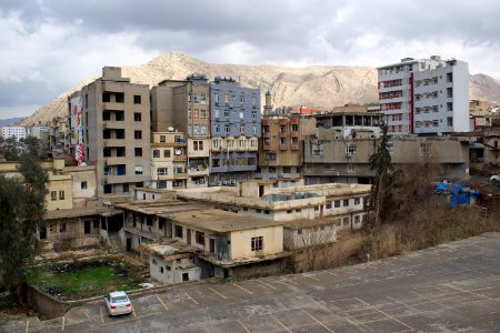 Views walking around the center of Duhok 08