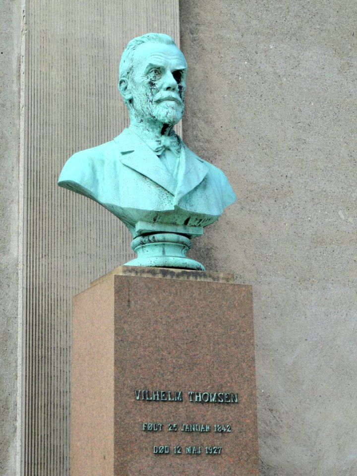 Vilhelm Ludwig Peter Thomsen - Frue Plads