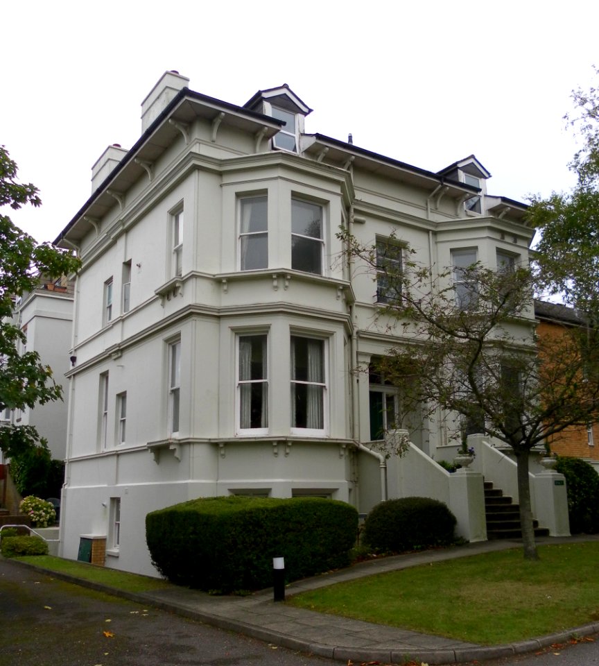 Villa at Preston Road, Preston Village, Brighton (September 2011)