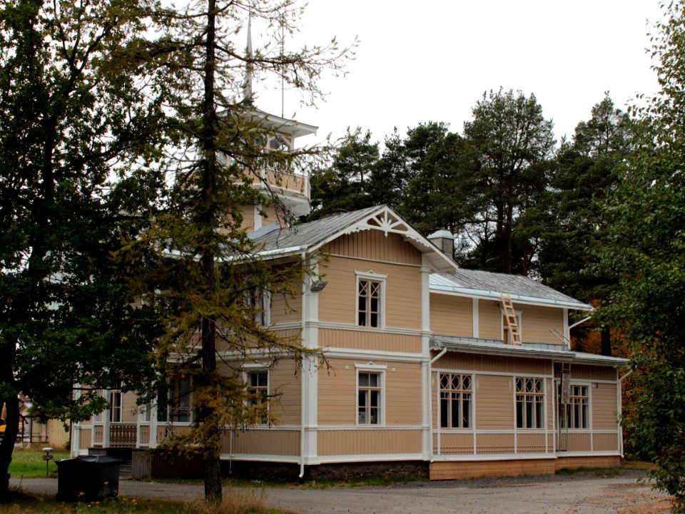 Villa Ellala Oulu 20120929 02
