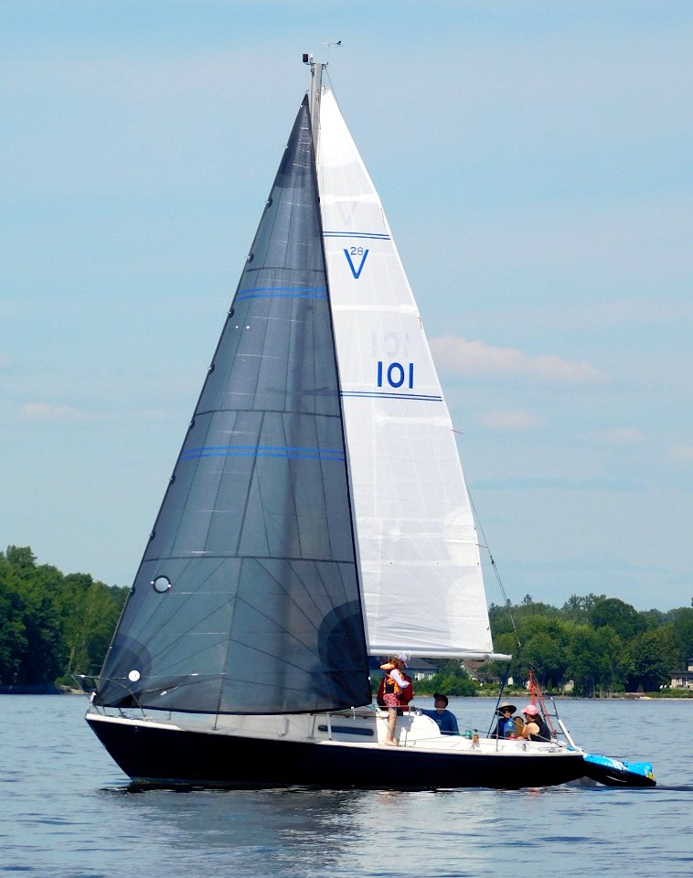 Viking 28 sailboat 1371