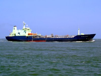 Vikland - IMO 9111759 - Callsign C6UL5 - Vikland p2 approaching Port of Rotterdam, Holland 03-Jun-2007