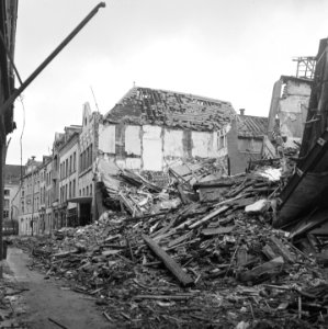 Vernielingen in de Steenstraat in Venlo, Bestanddeelnr 900-2195