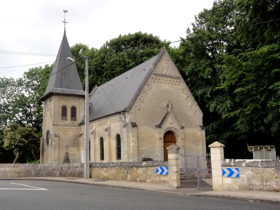 Verneuil-sous-Coucy (Aisne) église (01)