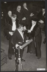 Verlening van eredoctoraat van de Gemeenteuniversiteit van Amsterdam aan dirig…, Bestanddeelnr 094-0211