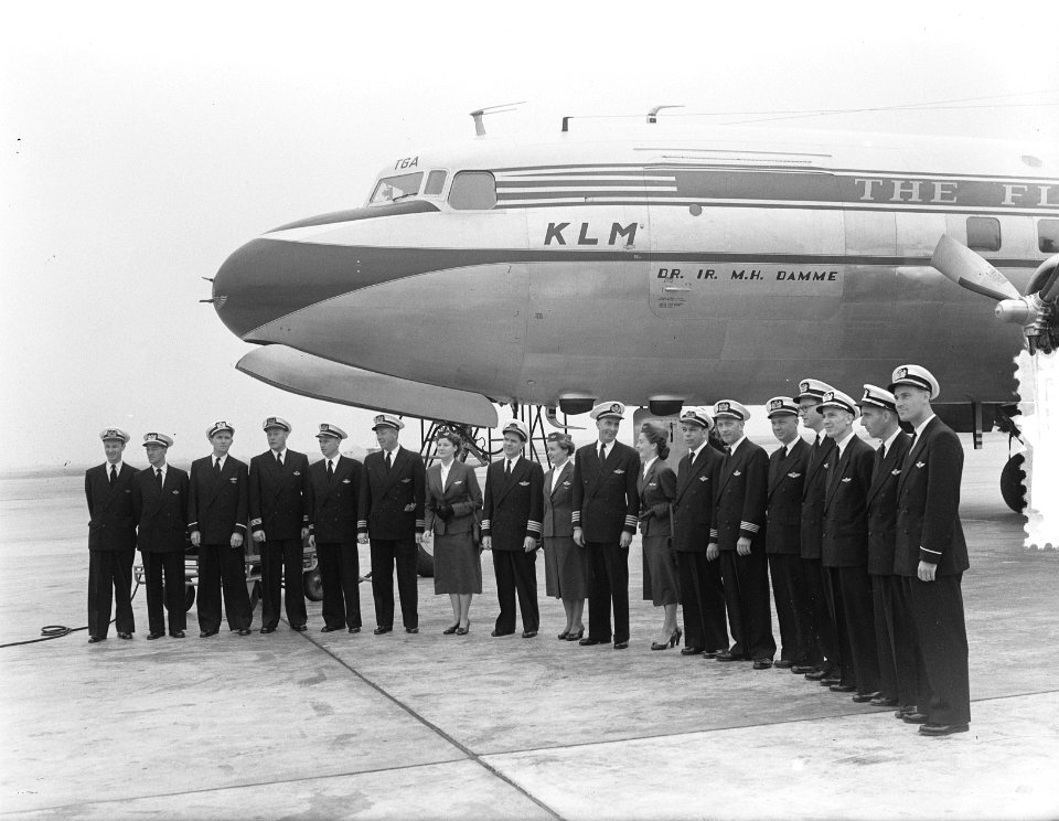 Vertrek KLM DC 6A Liftmaster Dr. Ir. M.A. Damme naar Christchurch (via Londen…, Bestanddeelnr 906-0019