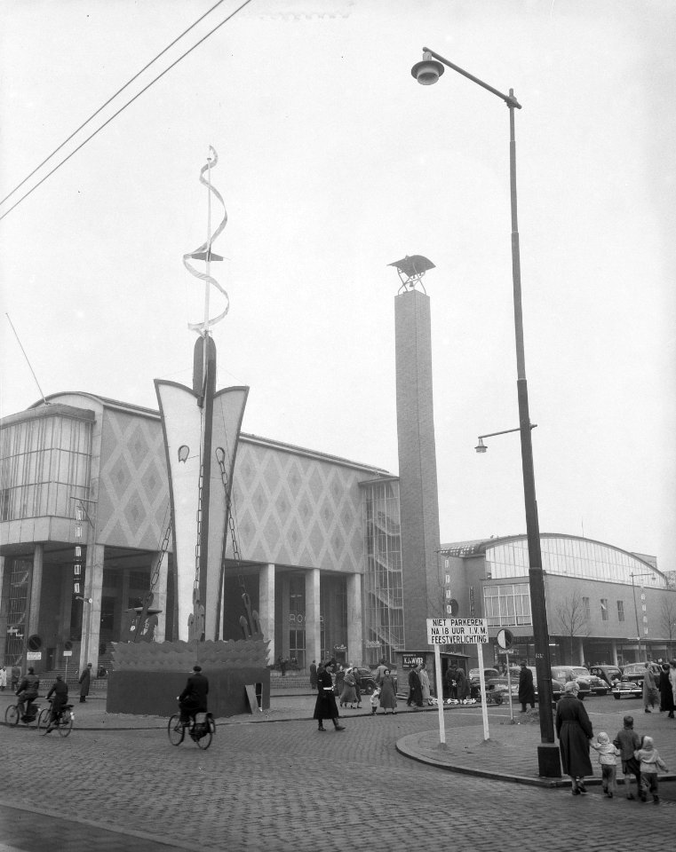 Verlichting Rotterdam (beursgebouw enz.), Bestanddeelnr 906-1609