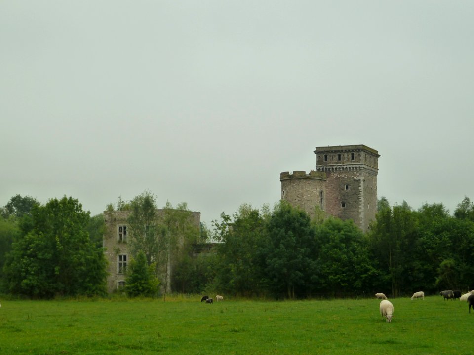 Verlaine-Kasteel van Seraing-le-château (2)