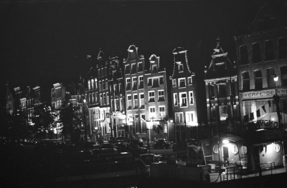 Verlichte huizen op de Amstel, Bestanddeelnr 912-8967