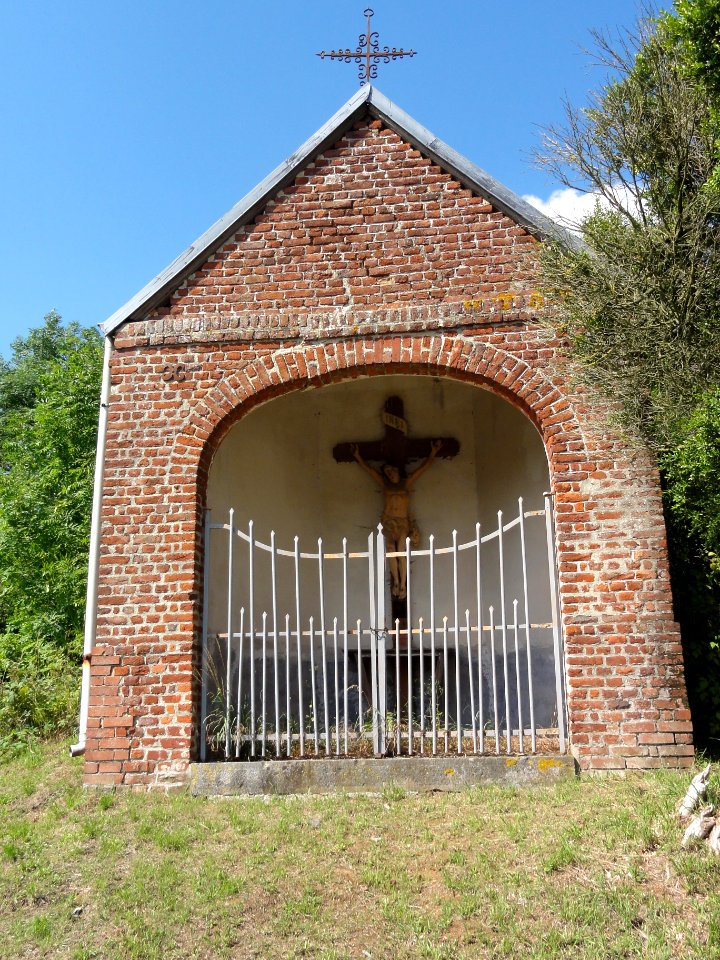 Vertain (Nord, Fr) oratoire-calvaire, D109-D83