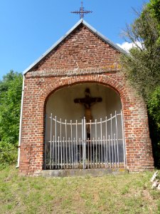 Vertain (Nord, Fr) oratoire-calvaire, D109-D83