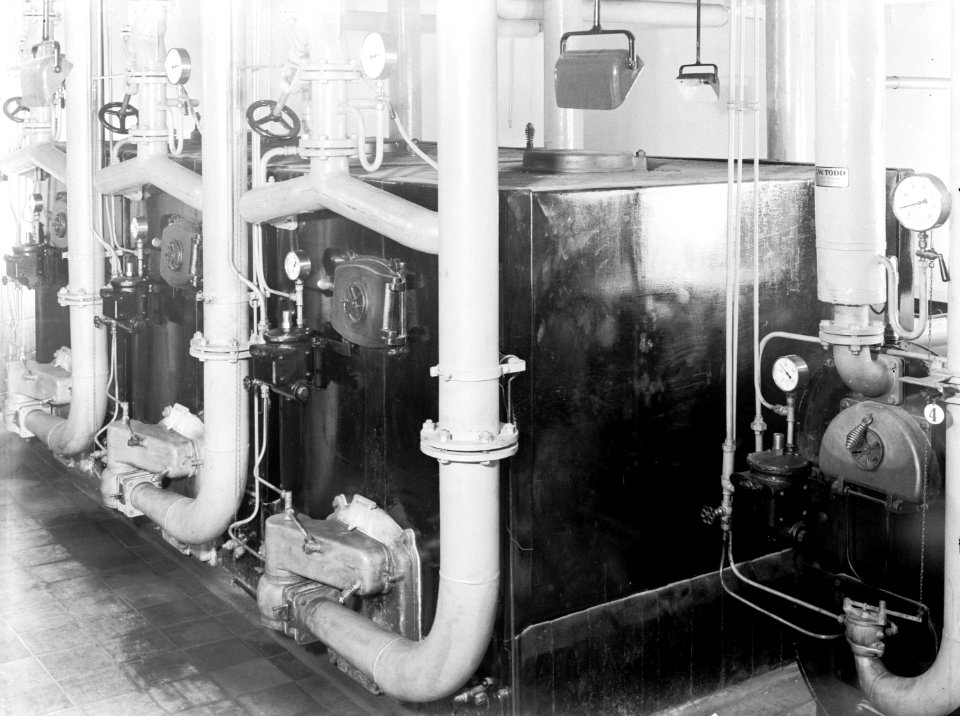 Verwarmingsketels in het gebouw van de Kasvereeniging, Bestanddeelnr 189-0003
