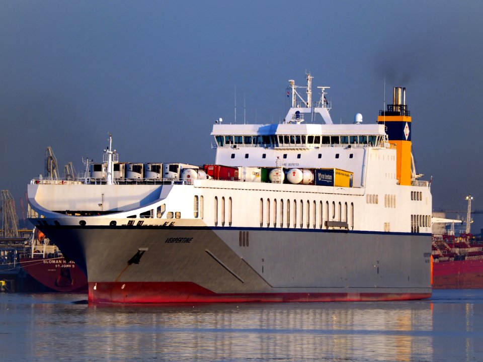 Verspertine (ship, 2010) IMO 9376713, Port of Rotterdam pic1