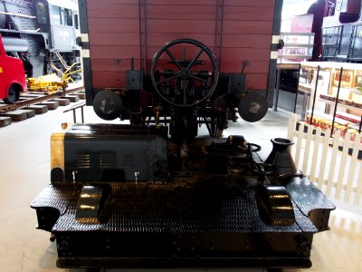 Very old black shunter pic4