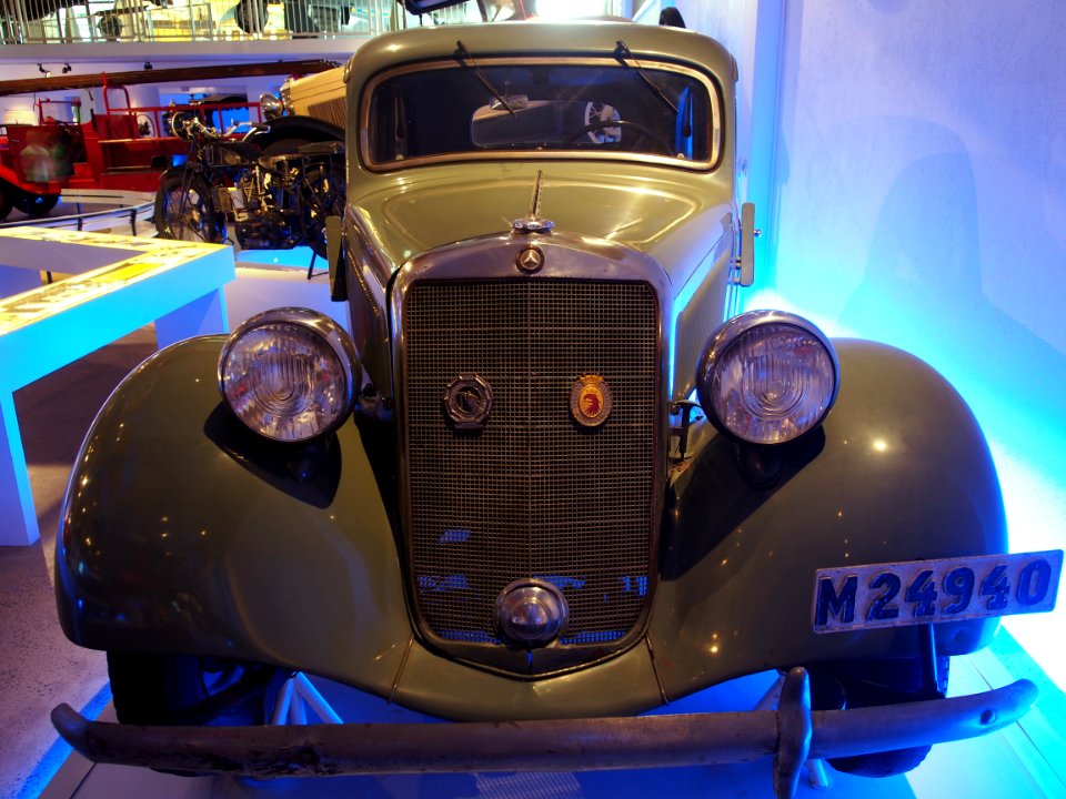 Very old Mercedes at the Teknikens och Sjöfartens hus, Science and Maritime House pic3