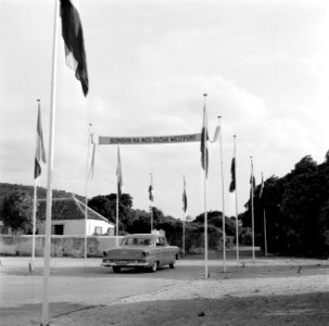 Versiering bij Westpunt op Curaçao, Bestanddeelnr 252-3497