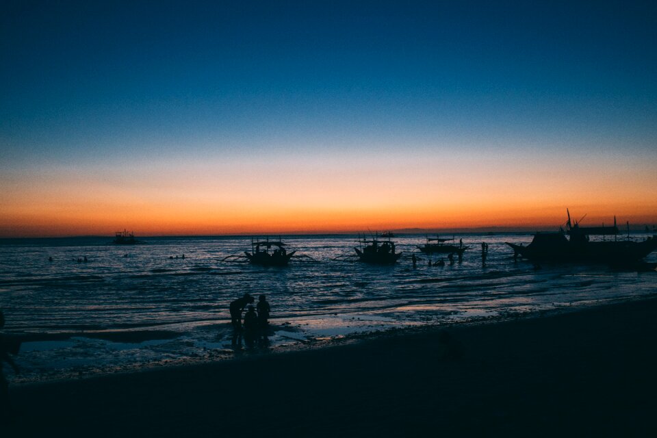 Waves nature dark