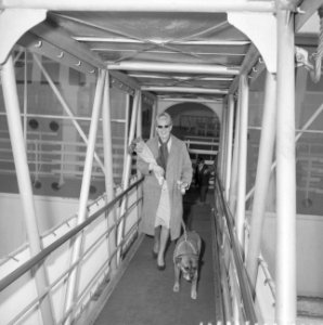 Vertrek van Pia Beck per M S Noordam uit Rotterdam naar USA, Bestanddeelnr 912-2969