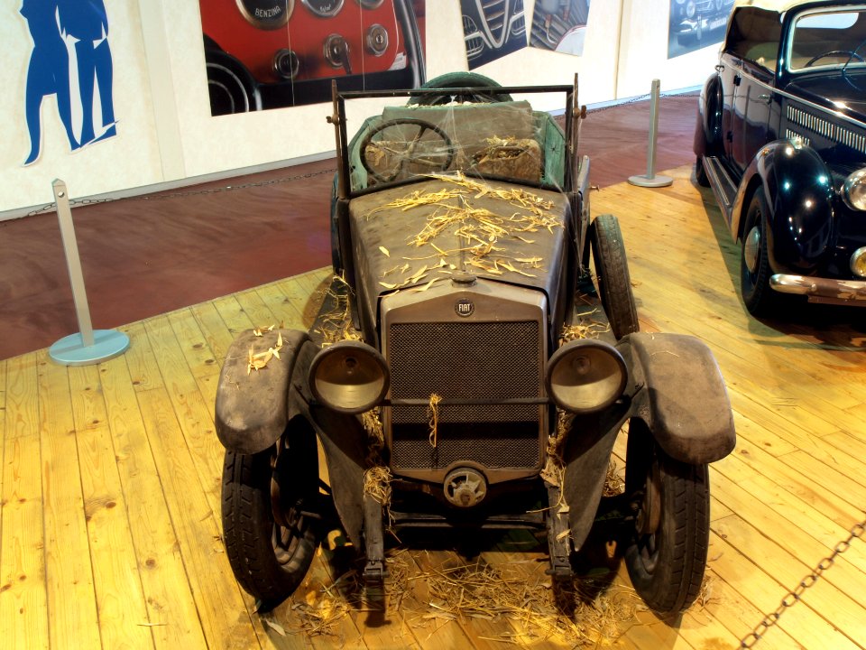 Very old FIAT of the R. Questura di Firence (border police) photo-2