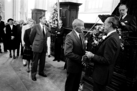 Verzetsstrijders, onderscheidingen, prinsen, Bernhard (prins Nederland), Bestanddeelnr 932-5959