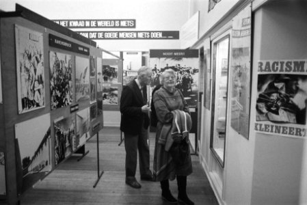 Verzetstentoonstelling geopend in oude school in Amsterdam overzicht, Bestanddeelnr 932-8375