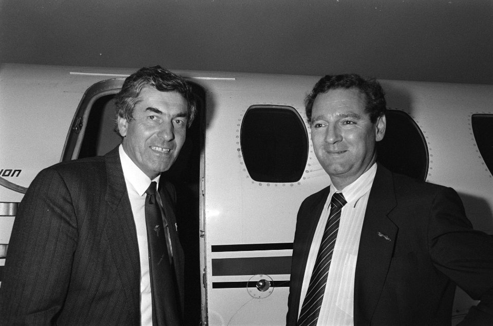 Vertrek premier Lubbers (l) en staatssecretaris Dees naar Lausanne voor promotie, Bestanddeelnr 933-7892