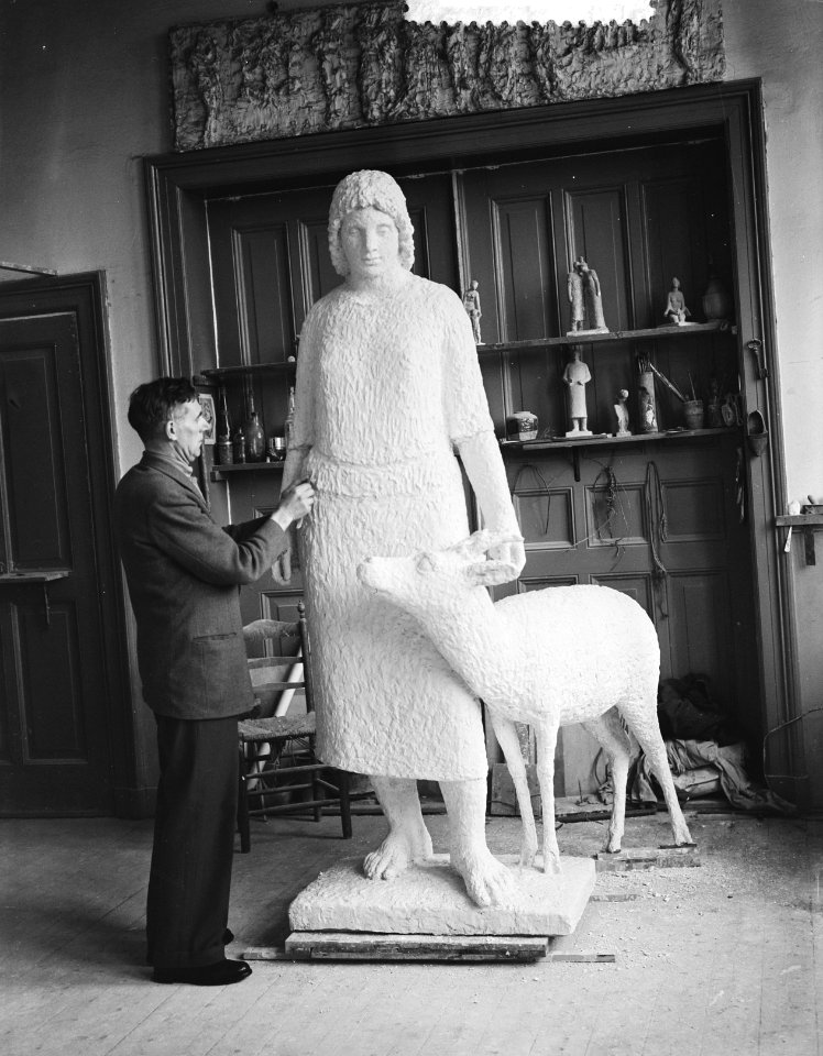 Verzetsbeeld Winterswijk, Tante Riek van G. Bolhuis uit Amsterdam, Bestanddeelnr 906-9628