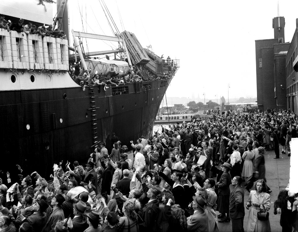 Vertrek Tabinta met emigranten voor Zuid-Afrika, Bestanddeelnr 903-0360