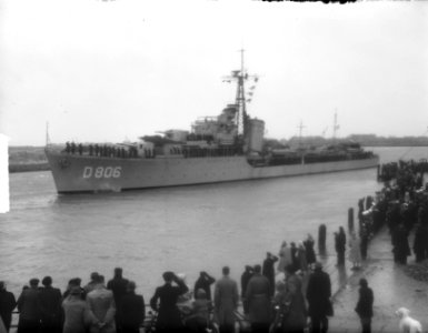 Vertrek Tjerk Hiddes uit Den Helder naar Indonesie, Bestanddeelnr 904-3910