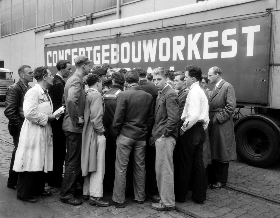 Vertrek Concertgebouworkest naar Amerika, vertrek uit Rotterdam per Rijndam, Bestanddeelnr 906-7573