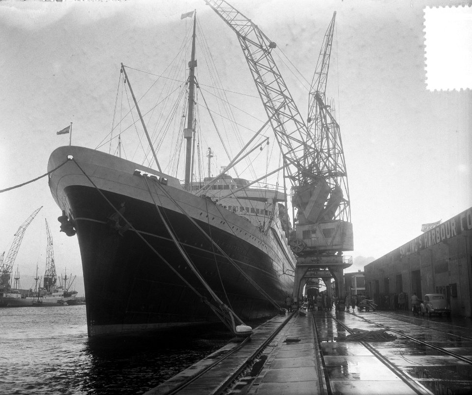 Vertrek Nieuw Amsterdam uit Amsterdam voor Amerika, Bestanddeelnr 905-4103