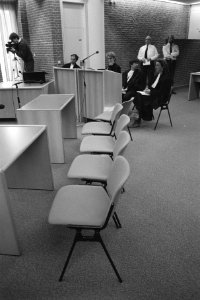 Verdachten Kedichemzaak niet verschenen voor rechtbank in Dordrecht, Bestanddeelnr 933-8979