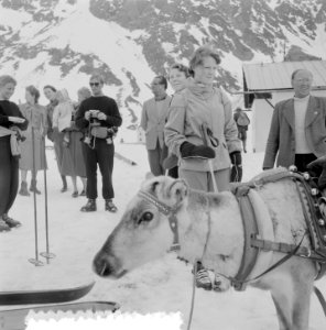 Verblijf koningin Juliana en Prins en Prinses Sankt Anton Klosters, Bestanddeelnr 907-0623