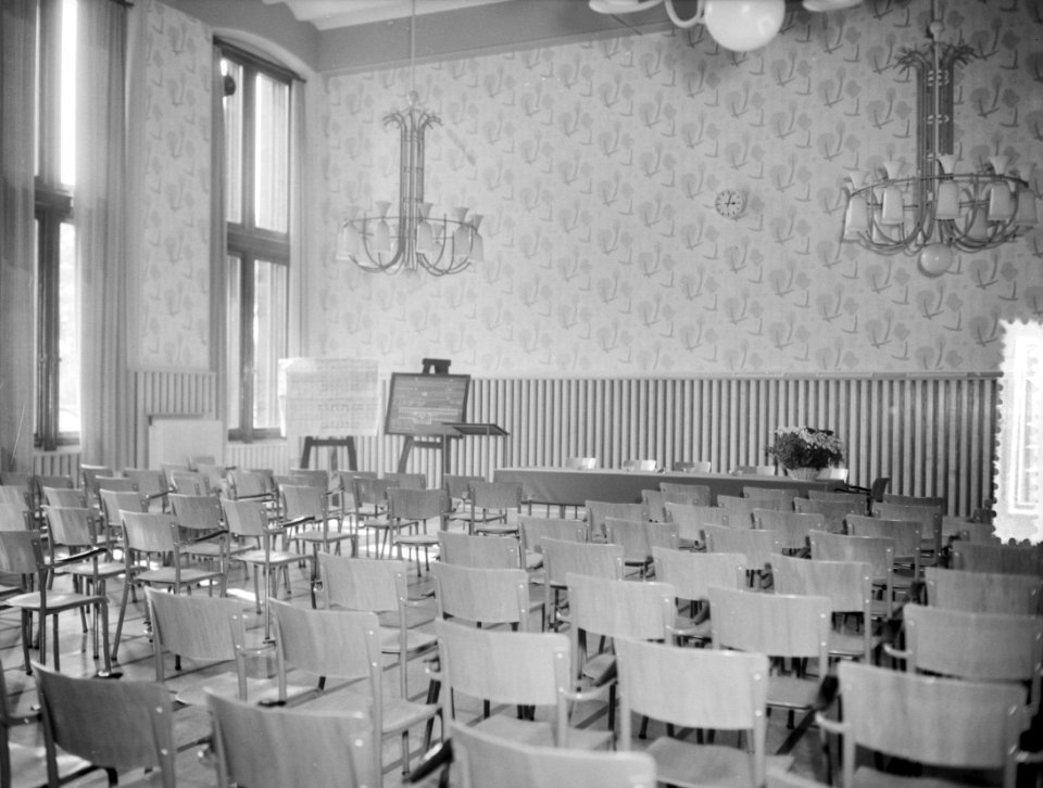 Verbouwing Centraal Station Amsterdam voltooid. Vergaderzaal, Bestanddeelnr 907-7786