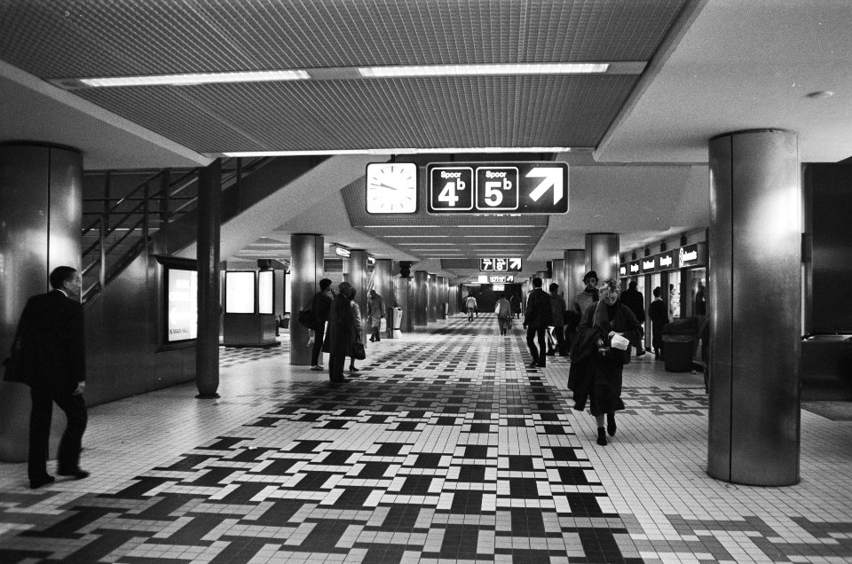Verbouwing Centraal Station in Amsterdam in eindfase gekomen de vernieuwde aank, Bestanddeelnr 933-1094