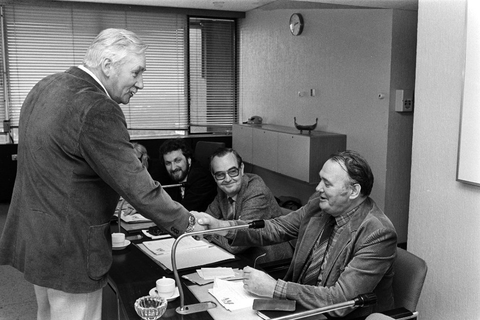 Vergadering van de federatieraad van de FNV ABVA-KABO-voorzitter Jaap van de S…, Bestanddeelnr 932-3680