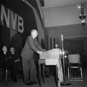 Vergadering van de Nederlandse Volksbeweging (NVB) Toespraak van W Schermerhor, Bestanddeelnr 900-7753