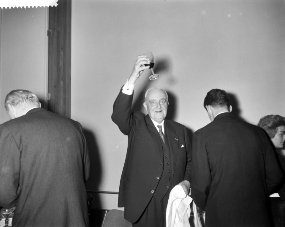 Vergadering van de Effectenhandel (opdracht) op Effectenbeurs Diner, Bestanddeelnr 912-4868