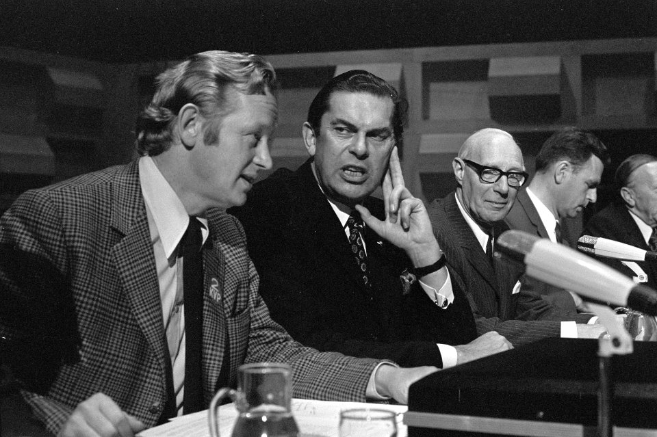 Verkiezingsbijeenkomst ARP, KVP, CHU in Rotterdam, vln Andriessen, Biesheuvel, Bestanddeelnr 926-0065