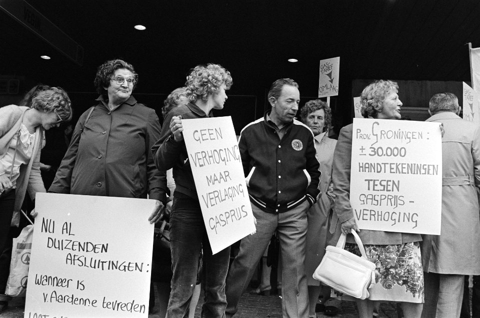 Vergadering VEGIN (Vereniging Exploitanten Gasbedrijven in Nederland) in Jaarbeurs te Utrecht over prijsstijging van aardgas, Bestanddeelnr 931-5492