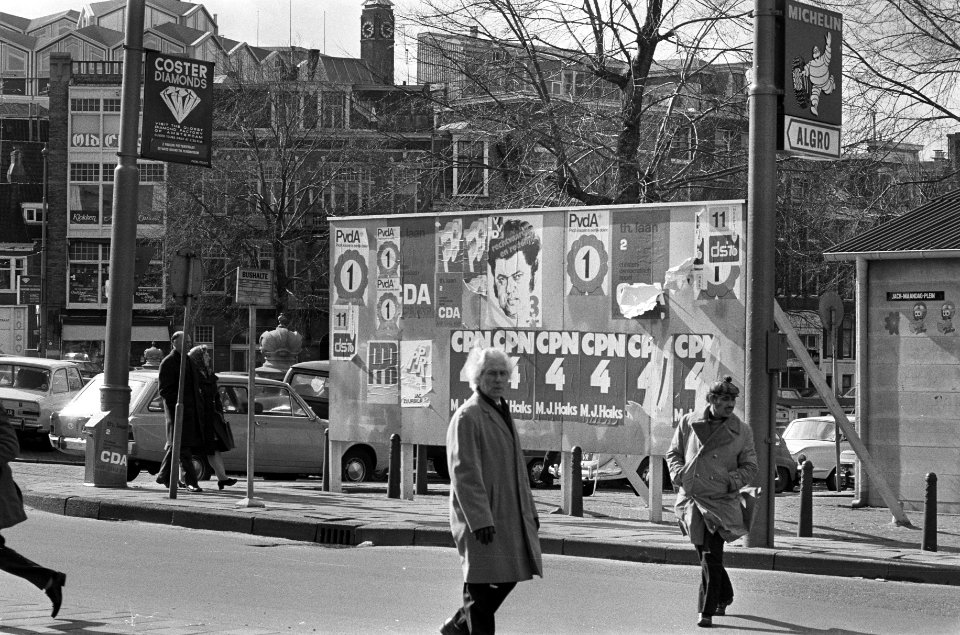 Verkiezingsaanplakbord in Amsterdam voor Statenverkiezingen, Bestanddeelnr 927-0719
