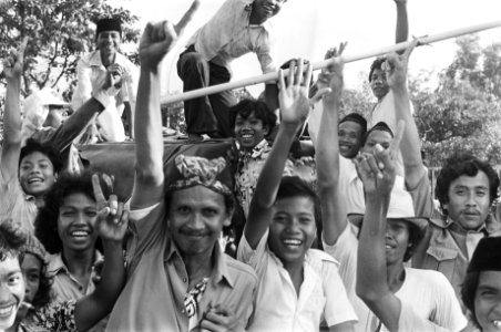Verkiezingen op 2 mei aanstaande in Indonesie verkiezingsbijeenkomst Persatuan , Bestanddeelnr 929-1471