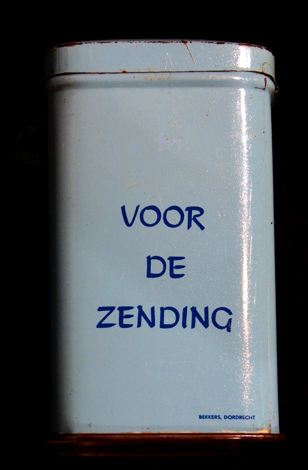 Verenigde Nederlandse Zendingscorporaties, Oegstgeest missionaris blikje, foto2