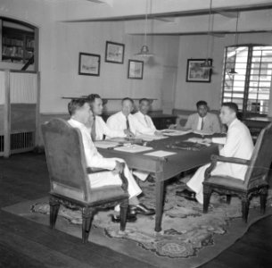 Vergadering in het gebouw van de Staten in Paramaribo, Bestanddeelnr 252-6525